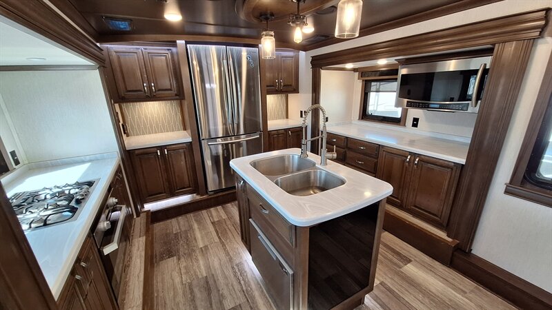 2021 Forest River Riverstone - Photo 8 - Liberty, TX 77575