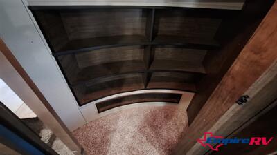2017 grand design 310GK solitude   - Photo 22 - Liberty, TX 77575
