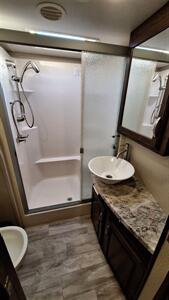 2017 grand design 310GK solitude   - Photo 19 - Liberty, TX 77575