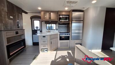 2021 Keystone HIDEOUT 318BR - Photo 13 - Liberty, TX 77575