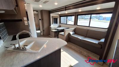 2021 Keystone HIDEOUT 318BR - Photo 6 - Liberty, TX 77575