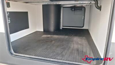 2021 Forest River CEDAR CREEK 38EL   - Photo 6 - Liberty, TX 77575