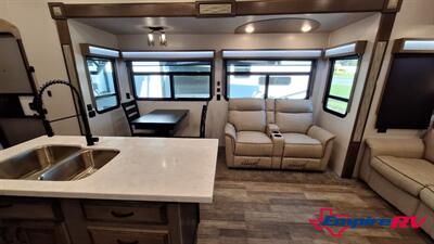 2021 Forest River CEDAR CREEK 38EL   - Photo 9 - Liberty, TX 77575