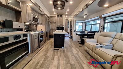 2021 Forest River CEDAR CREEK 38EL   - Photo 10 - Liberty, TX 77575