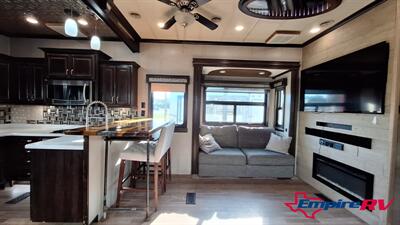 2019 Forest River RIVERSTONE 39RKFB   - Photo 7 - Liberty, TX 77575