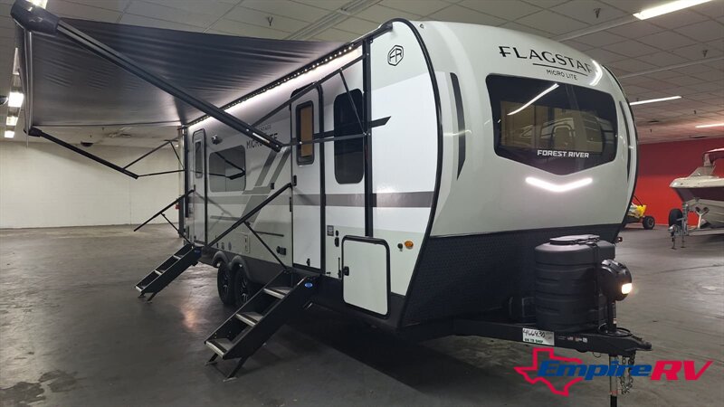 2026 Forest River FLAGSTAFF MICRO-LITE 25SRK - Photo 1 - Liberty, TX 77575