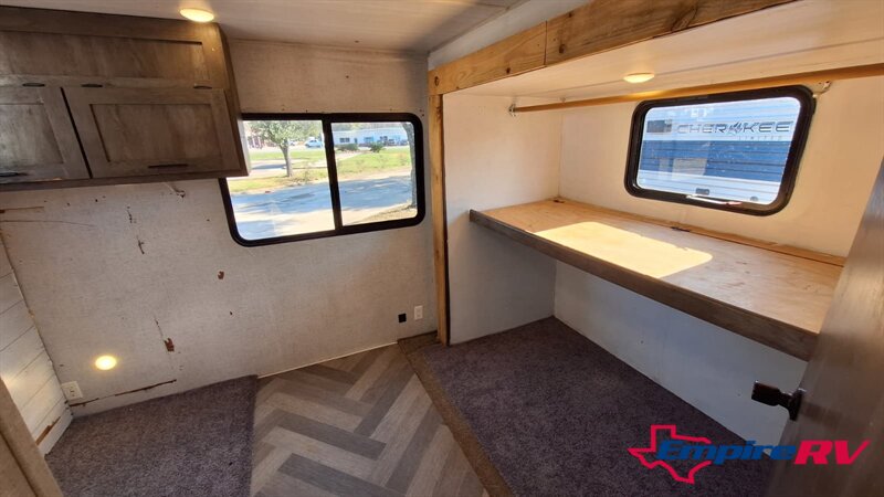 2020 Forest River SALEM 32BHDS 32bhds - Photo 7 - Liberty, TX 77575