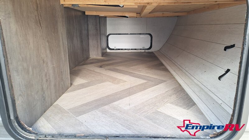 2020 Forest River SALEM 32BHDS 32bhds - Photo 4 - Liberty, TX 77575