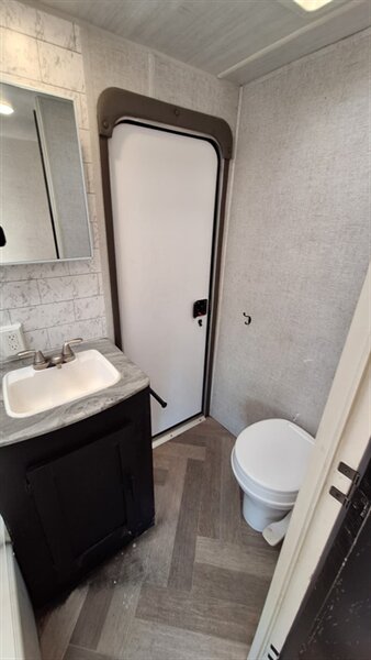 2020 Forest River SALEM 32BHDS 32bhds - Photo 14 - Liberty, TX 77575