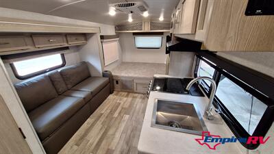 2022 Forest River Flagstaff Lite   - Photo 5 - Liberty, TX 77575