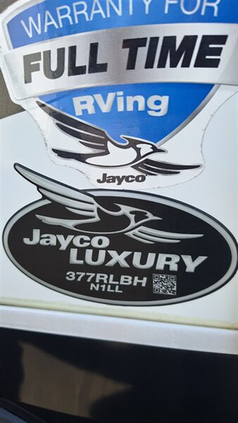 2022 Jayco northpoint 377RLBH   - Photo 3 - Liberty, TX 77575