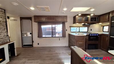 2019 Forest River Cherokee 274rk   - Photo 10 - Liberty, TX 77575