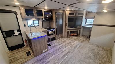 2021 Keystone zinger 299RE - Photo 6 - Oxnard, CA 93030