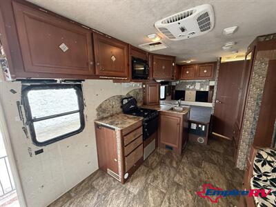 2012 Fleetwood Tioga montara 25K   - Photo 5 - Liberty, TX 77575