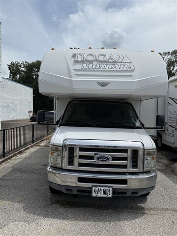 2012 Fleetwood Tioga montara 25K - Photo 3 - Liberty, TX 77575