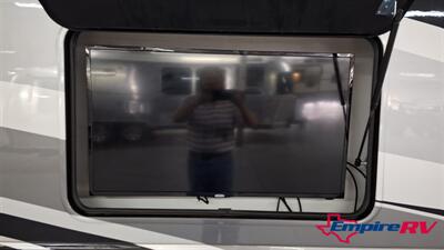 2023 Forest River Riverstone 391FSK   - Photo 5 - Liberty, TX 77575