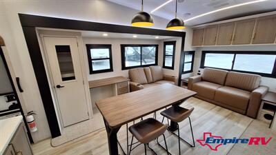 1996 Forest River Salem   - Photo 13 - Liberty, TX 77575