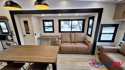 1996 Forest River Salem   - Photo 11 - Liberty, TX 77575