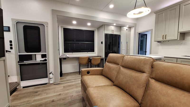2025 Brinkley RV Model G 3970 - Photo 19 - Liberty, TX 77575