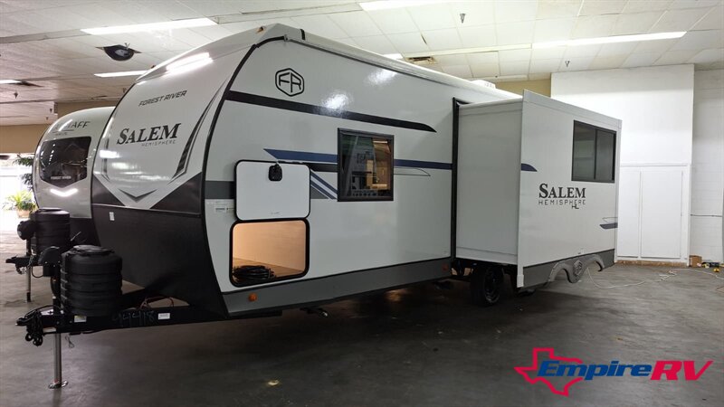 1996 Forest River Salem   - Photo 1 - Liberty, TX 77575