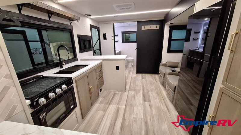 1996 Forest River Salem - Photo 10 - Liberty, TX 77575