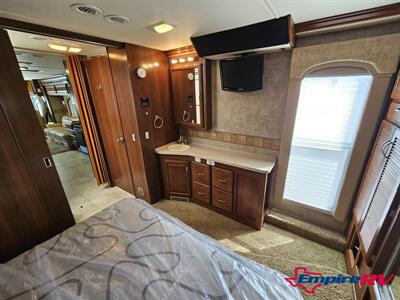 2008 Fleetwood BOUNDER 38S   - Photo 37 - Liberty, TX 77575