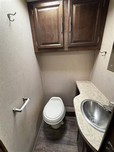 2016 Forest River FR3 28DS   - Photo 14 - Liberty, TX 77575