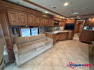 2010 Tiffin PHEATON 40QTH - Photo 11 - Liberty, TX 77575