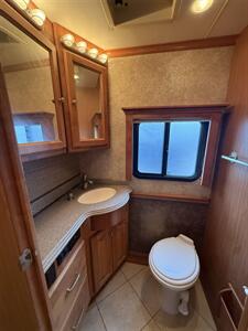 2010 Tiffin PHEATON 40QTH - Photo 16 - Liberty, TX 77575