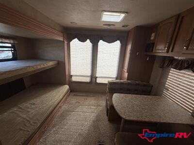 2009 Forest River SALEM 403FB   - Photo 6 - Liberty, TX 77575