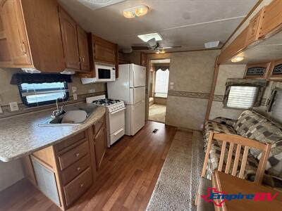 2009 Forest River SALEM 403FB   - Photo 5 - Liberty, TX 77575