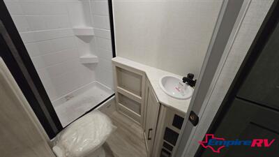 2026 Forest River NO BOUNDARIES 20.3 - Photo 20 - Liberty, TX 77575