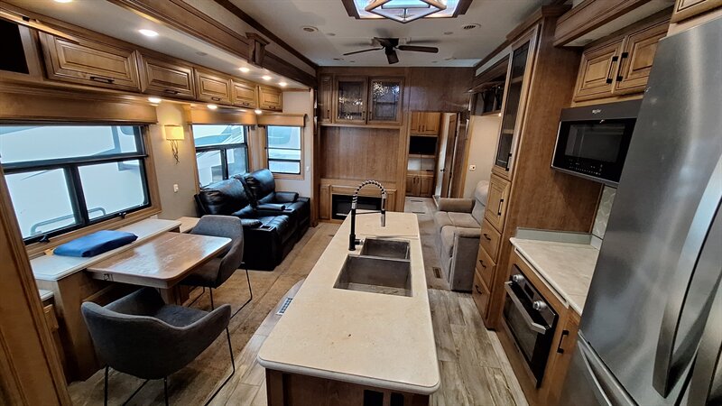 2020 DRV Suites MOBILE SUITE MANHATTAN - Photo 8 - Liberty, TX 77575