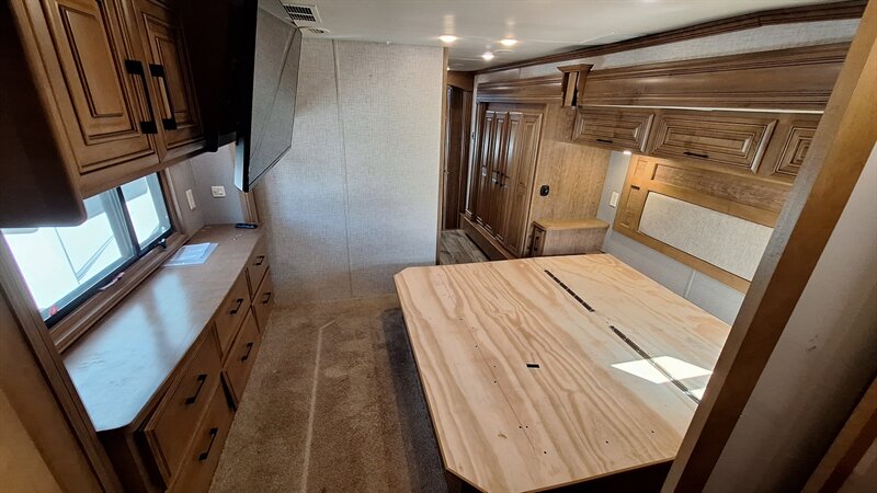 2020 DRV Suites MOBILE SUITE MANHATTAN - Photo 24 - Liberty, TX 77575