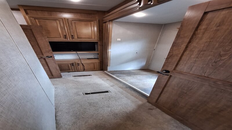 2020 DRV Suites MOBILE SUITE MANHATTAN - Photo 13 - Liberty, TX 77575