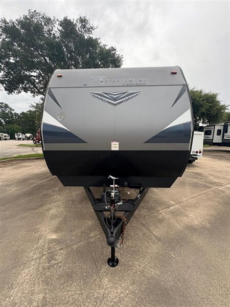 2018 CROSSROADS ZINGER 333DB - Photo 3 - Liberty, TX 77575