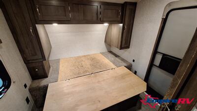 2022 EAST TO WEST 31KBH SILVER LAKE - Photo 13 - Liberty, TX 77575