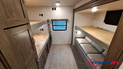 2022 EAST TO WEST 31KBH SILVER LAKE - Photo 8 - Liberty, TX 77575