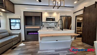 2023 Forest River Cedar Creek - Photo 10 - Oxnard, CA 93030