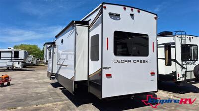 2023 Forest River Cedar Creek - Photo 4 - Oxnard, CA 93030