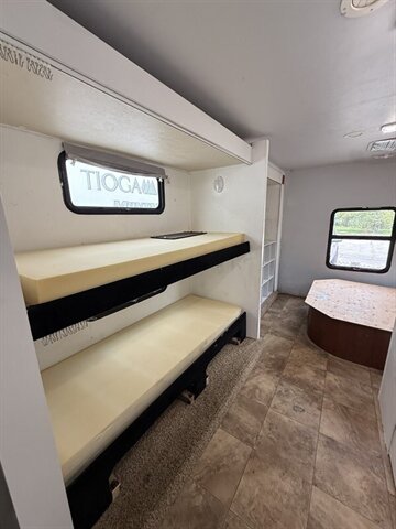 2013 Jayco REDHAWK 31XL - Photo 6 - Liberty, TX 77575