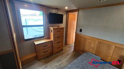 2021 Vanleigh Vilano 385RD - Photo 9 - Liberty, TX 77575