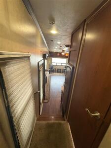 2013 Palomino COLUMBUS 320RS   - Photo 22 - Liberty, TX 77575