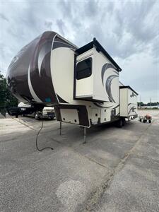 2013 Palomino COLUMBUS 320RS   - Photo 1 - Liberty, TX 77575