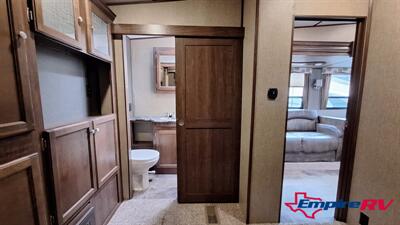 2017 Keystone SPRINTER 293FWBHS   - Photo 11 - Liberty, TX 77575