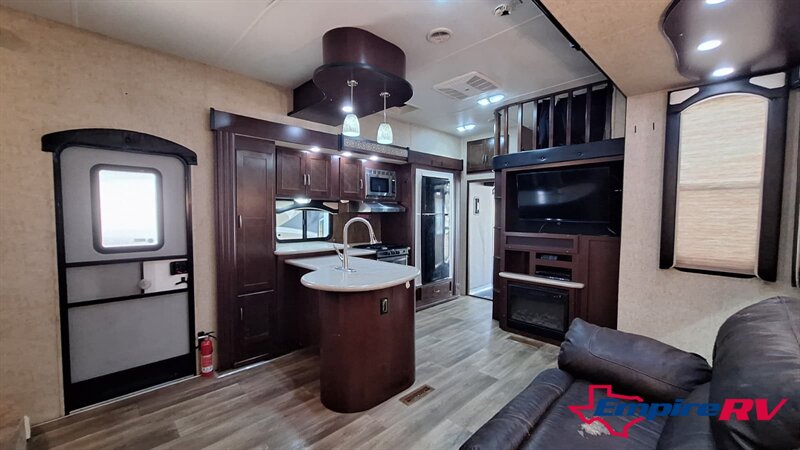 2013 Heartland ROAD WARRIOR 415 - Photo 17 - Liberty, TX 77575