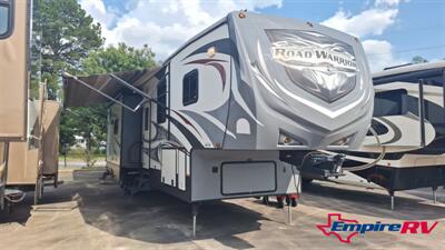 2013 Heartland ROAD WARRIOR 415   - Photo 1 - Liberty, TX 77575