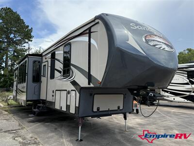 2015 Forest River Sandpiper 380BH5   - Photo 2 - Liberty, TX 77575