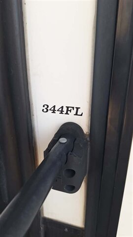 2020 Coachmen BROOKSTONE 344FL - Photo 2 - Liberty, TX 77575