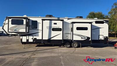2020 Coachmen BROOKSTONE 344FL - Photo 3 - Liberty, TX 77575